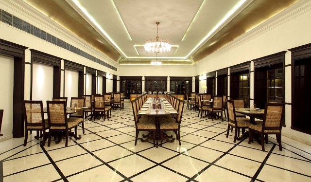 Juna Mahal Hotel Ranthambore Restaurant
