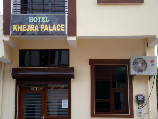 Khejra Palace Hotel Ranthambore